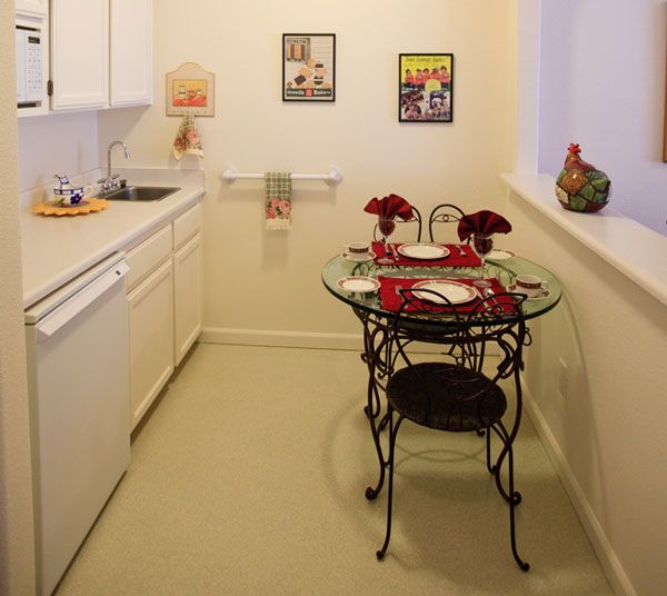 aegis-of-dana-point-6-kitchenette.jpg