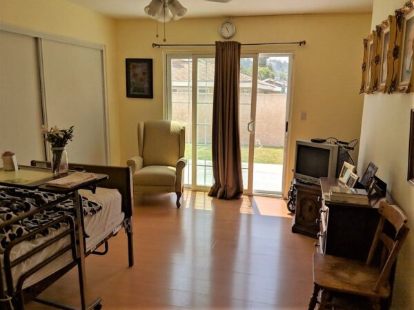 agape-senior-homes-i-5-private-room.jpg