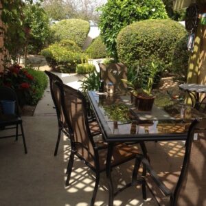 ainas-guest-homes-5-patio.jpg
