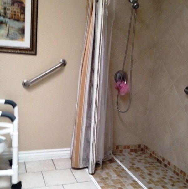 ainas-guest-homes-restroom.jpg