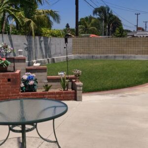 alpers-care-home-5-back-yard.jpg