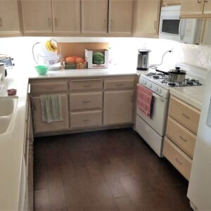 ameridge-residential-care-4-kitchen.jpg