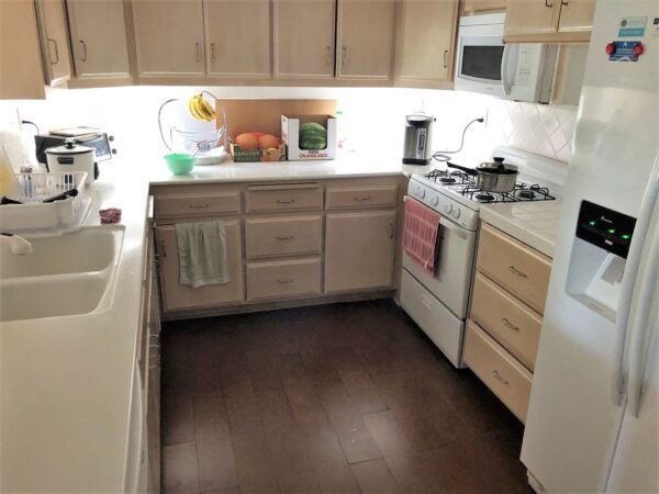 ameridge-residential-care-4-kitchen.jpg