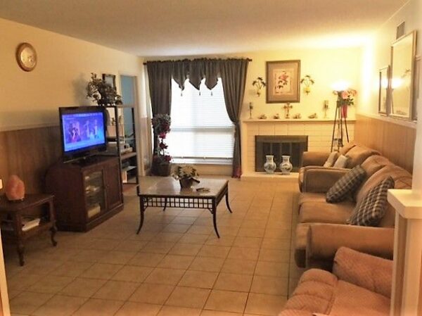 amethyst-care-home-at-virginia-3-living-room.jpg