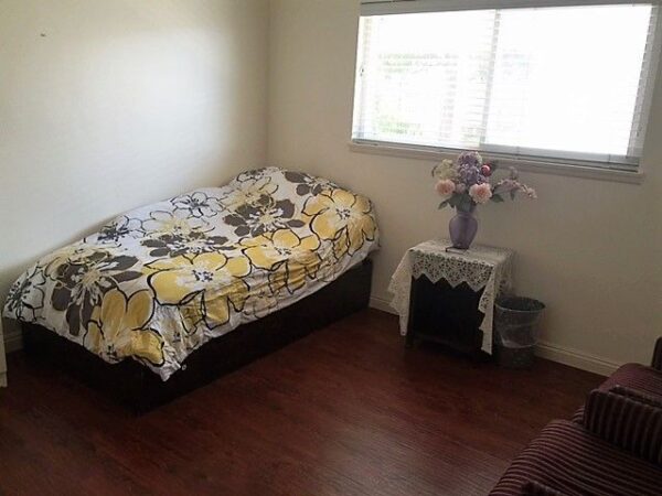 amethyst-care-home-at-virginia-5-private-room.jpg