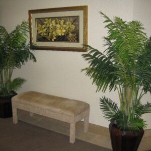 anaheim-crown-plaza-seating-area.jpg