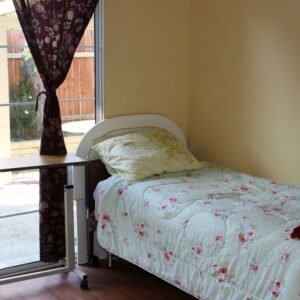 angelic-hands-care-home-private-room.jpg