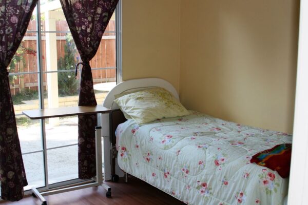 angelic-hands-care-home-private-room.jpg