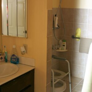 angelic-hands-care-home-restroom.jpg