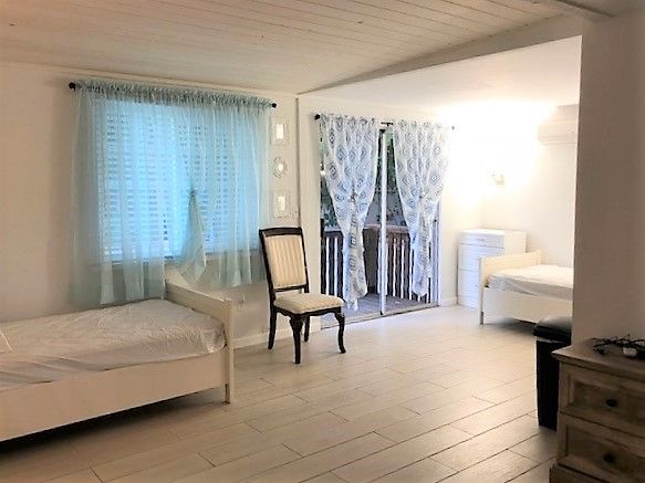 ankerton-suite-6-shared-room.jpg
