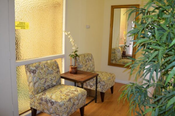 annissa-gem-care-1-seating-area.jpg
