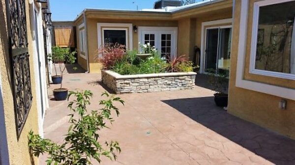 ardent-care-courtyard.jpg