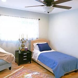 aspen-villa-3-private-room.jpg