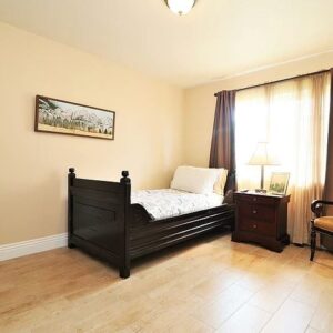 astoria-retirement-residence-corona-del-mar-private-room-3.jpg