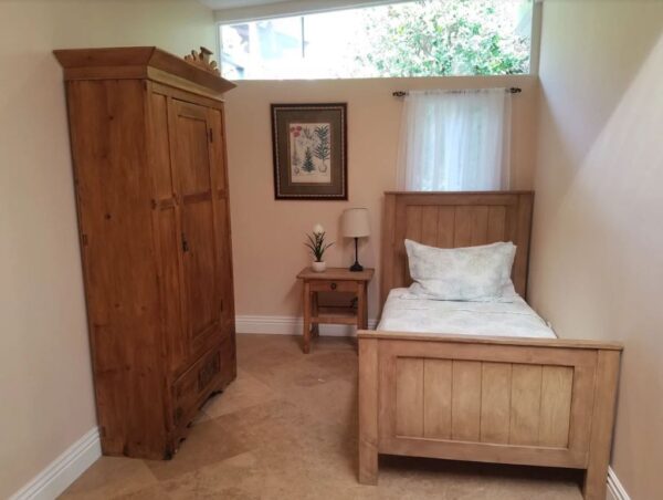 astoria-senior-care-homes-at-monarch-bay-private-room-2.jpg
