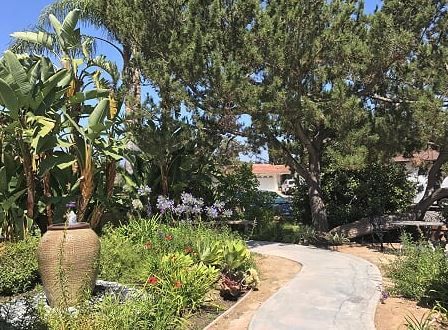 augustin-gardens-walking-path.jpg