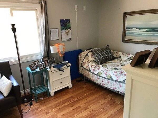 avondale-family-care-home-i-6-private-room.jpg