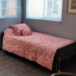barr-senior-courtyard-i-6-shared-room.jpg