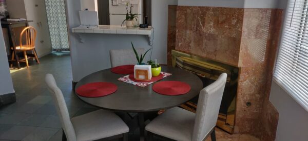 barr-senior-courtyard-ii-4-dining-room.jpg