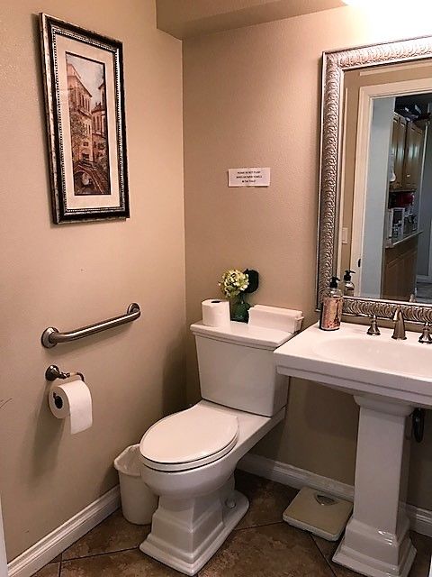 basia-residential-care-llc-restroom-2.jpg