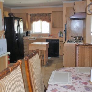 beachside-senior-care-home-5-kitchen.jpg