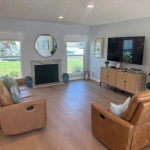 bluebird-senior-living-living-room.jpeg