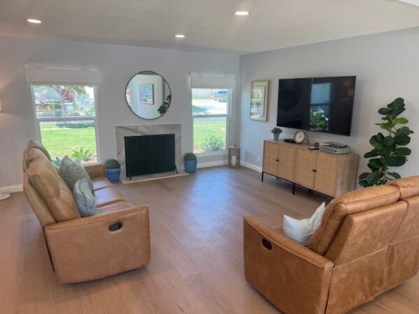 bluebird-senior-living-living-room.jpeg