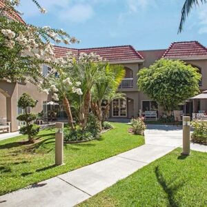 brookdale-brea-courtyard.jpg