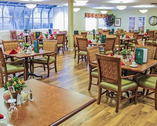 brookdale-brea-dining-hall.jpg