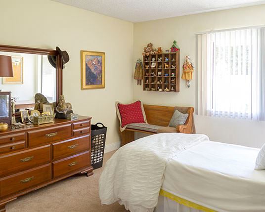 brookdale-garden-grove-6-apartment.jpg