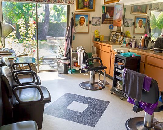 brookdale-garden-grove-salon.jpg