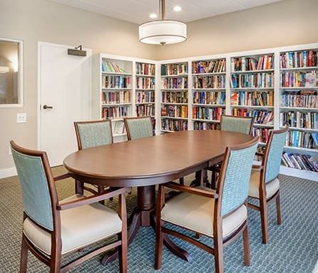 brookdale-nohl-ranch-7-library.jpg