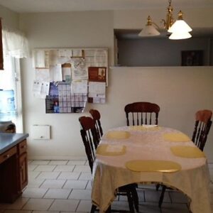 california-guest-home-i-3-dining-room.jpg