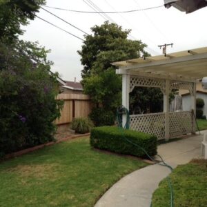 california-guest-home-i-4-backyard.jpg