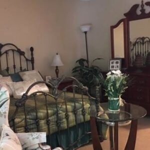 cambridge-court-bedroom.jpg