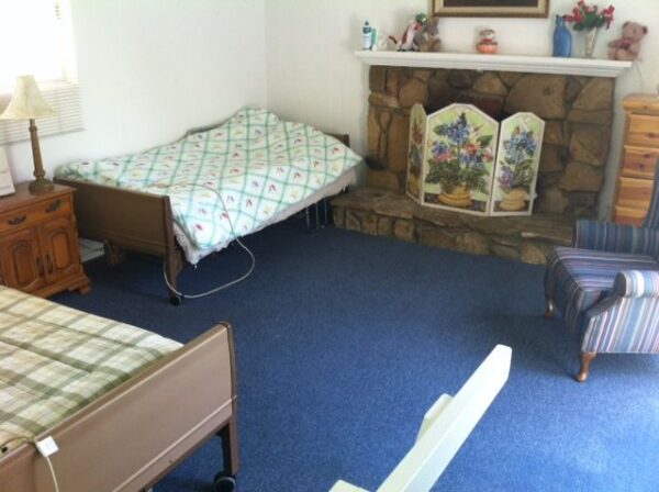 cambridge-house-4-shared-room.jpg