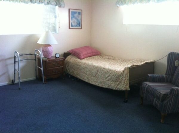 cambridge-house-5-private-room.jpg