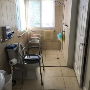 camino-hills-of-san-clemente-restroom-2.jpg