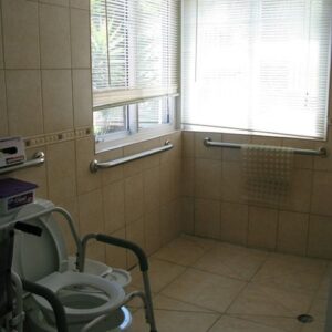 camino-hills-of-san-clemente-restroom.jpg