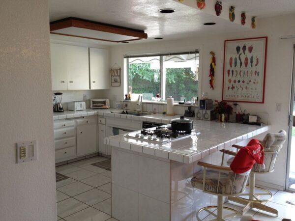 care-ayesha-4-kitchen.jpg