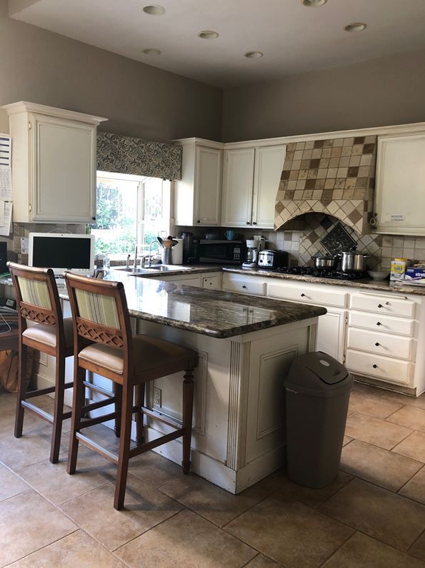 care-celine-i-4-kitchen.jpg