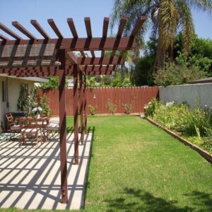 care-saint-jacob-7-back-yard.jpg
