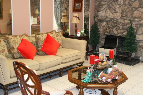 caring-partners-i-3-living-room-3.jpg