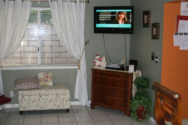 caring-partners-i-living-room-2.jpg