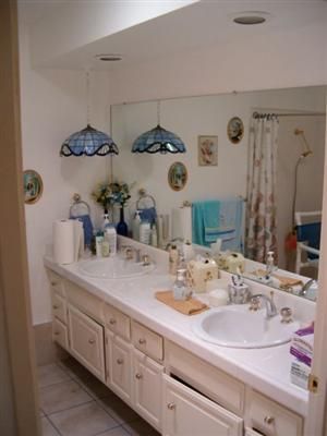 casa-bella-restroom-2.jpg