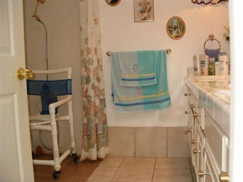 casa-bella-restroom.jpg