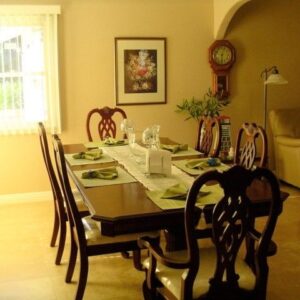 castilla-lane-villa-4-dining-room.jpg