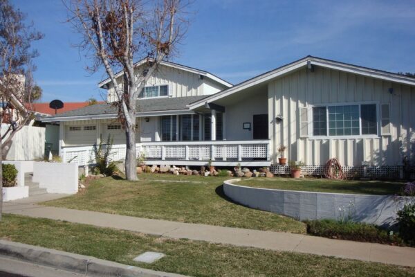 cheri-manor-1-front-view-2.jpg