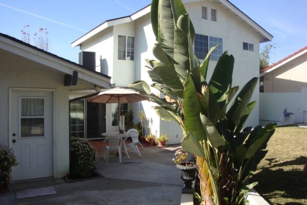 cheri-manor-backyard.jpg