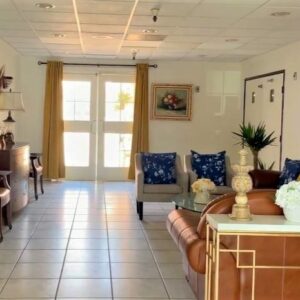 cielo-vista-senior-living-3-common-room.jpg